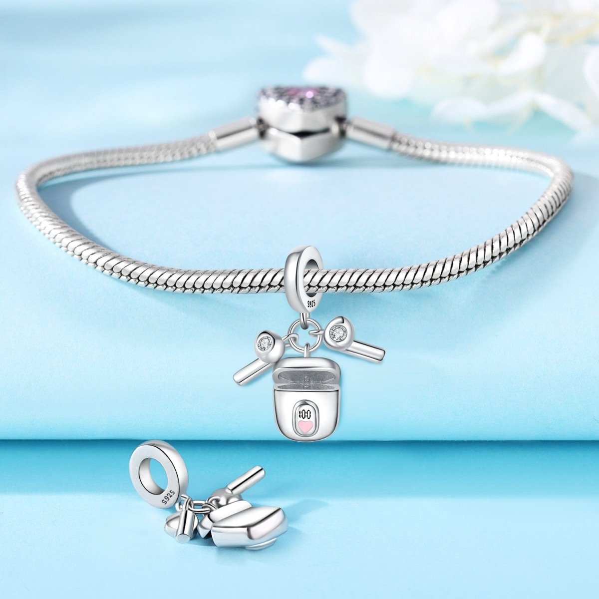 Amarante Jewelry Wireless Earbuds & Charging Case Charm